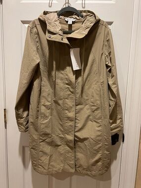 Athleta Everywhere Anorak in Khaki/Tan